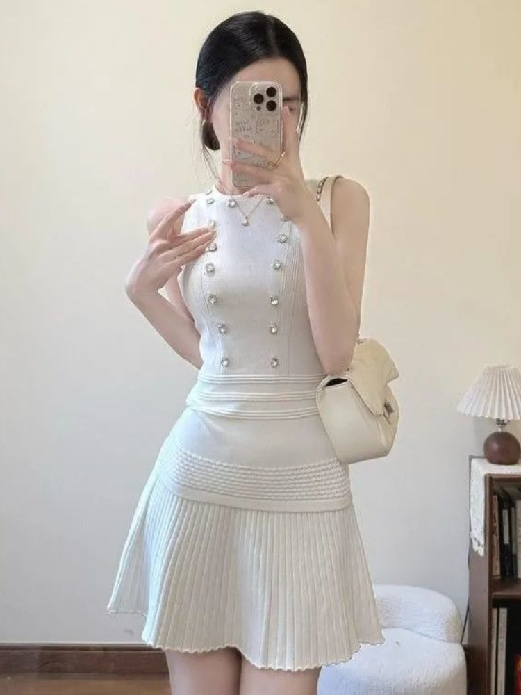 طقم صيفي من قطعتين بأسلوب فرنس - مراجعة Summer Clothing In French وسعره