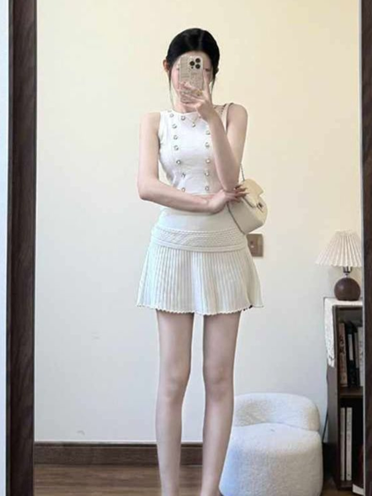 طقم صيفي من قطعتين بأسلوب فرنس - مراجعة Summer Clothing In French وسعره