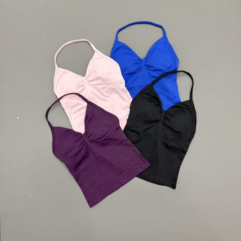 قميص رياضي نسائي بدون خياطة بح - مراجعة Halter Neck Top وسعره