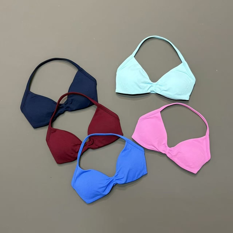 حمالة صدر رياضية نسائية بتصميم - مراجعة Halter Neck Top وسعره