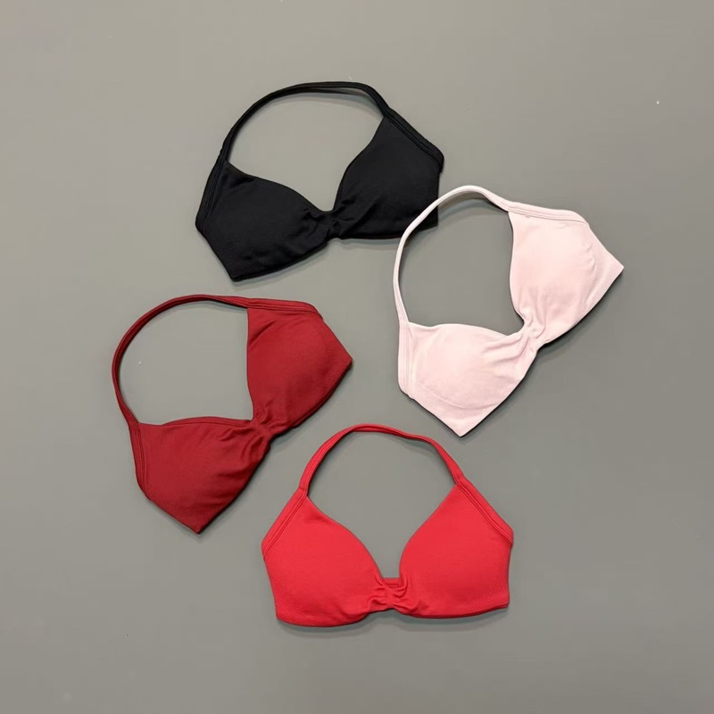 حمالة صدر رياضية نسائية بتصميم - مراجعة Halter Neck Top وسعره