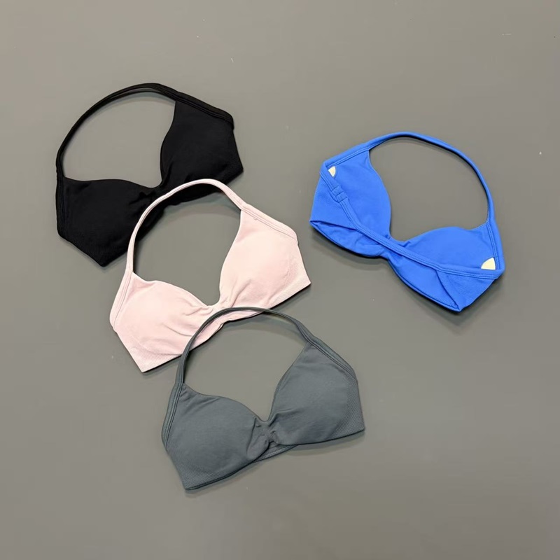 حمالة صدر رياضية نسائية بتصميم - مراجعة Halter Neck Top وسعره
